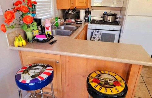 Parker Strip Hotel | Rockin-River House, waterfront!