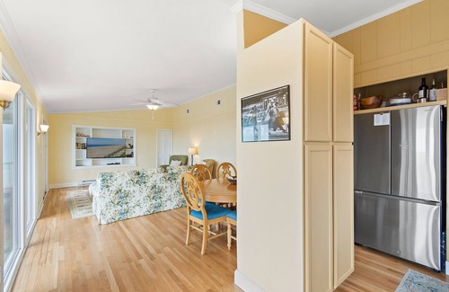 Holden Beach House | "Rocking P" 2 Bedroom, 1 Bathroom, Pet Friendly and Oceanfront