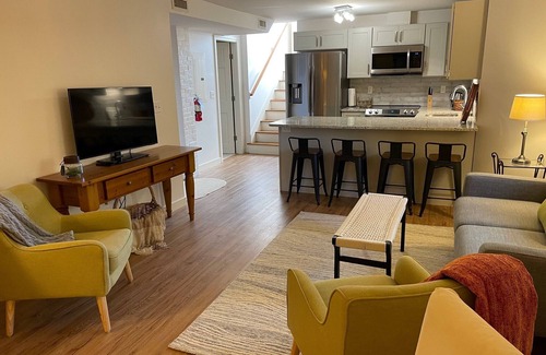 Rockport Condo | Rockport Getaway near ocean, music hall & downtown