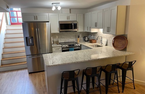 Rockport Condo | Rockport Getaway near ocean, music hall & downtown