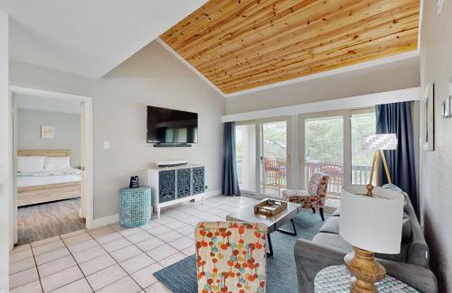 Sailhouse Apartment | Rockport Racquet & Yacht Club - Coastline Condo
