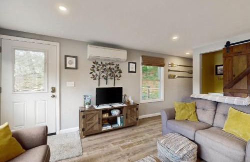 Castleton House | Rockview Road Retreat