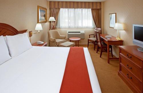 Lynbrook Hotel | Rockville Centre Hotel - JFK Airport
