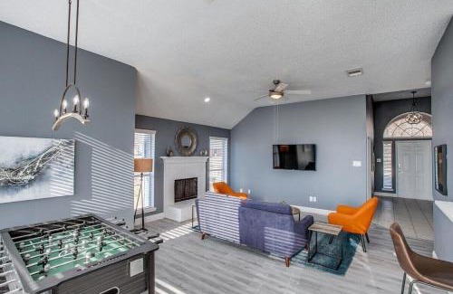Elmo Ski Chalet | Rockwall Getaway for 6