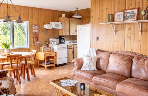 Carling Cottage | Rockwood: 2-Bedroom Cottage #3