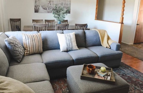 Emery County House | Rockwood House: Cowboy comfort
