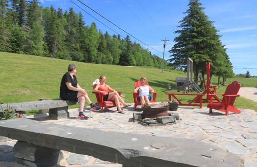 Cormack Hotel | Rocky Brook Acres