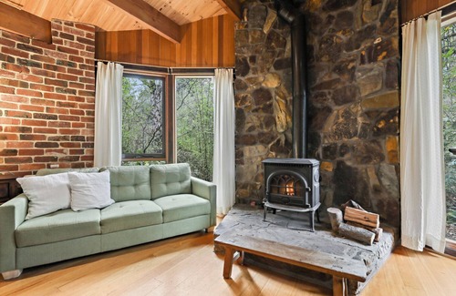 Olinda House | Rocky Creek Art Garden