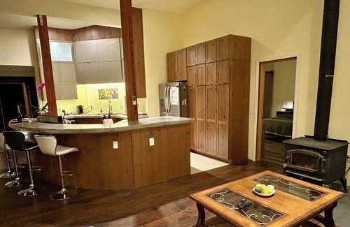 Black Hawk House | Rocky Mountain 3-bedroom house with Spectacular Views! New Listing!