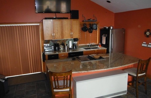 Black Hawk House | Rocky Mountain Getaway- Divide Views, Hot Tub, Skiing