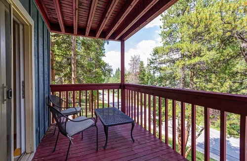 Warrior's Mark West Condo | Rocky Mountain Vista View | Only 1 Mile to Main St