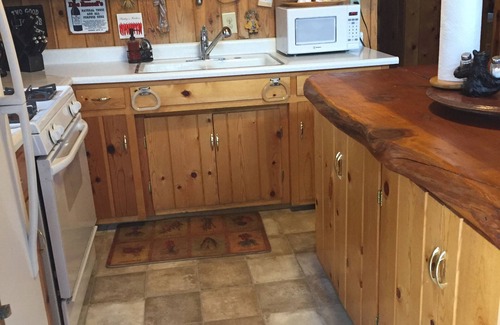 Wrightwood Cabin | Rocky Mtn Hideaway - Vacation Memories in the Making!
