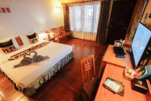 Thap Sakae Resort | Rocky Point Resort