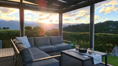 Motupipi House | Rocky Ridge Cottage