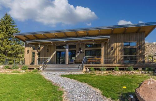 Creede House | Rocky's