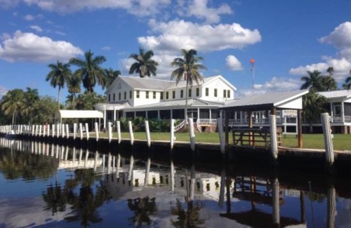 Everglades City Hotel | Rod And Gun Club