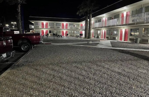 Pecos Hotel | Rodeo Inn