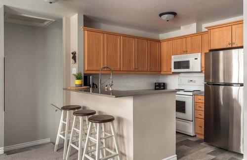 Saint-Faustin-Lac-Carre Condo | RodeoFest and Fall Color Festival | Le Loup