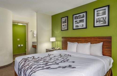 Victory Hills Hotel | Rodeway Inn Albuquerque Airport