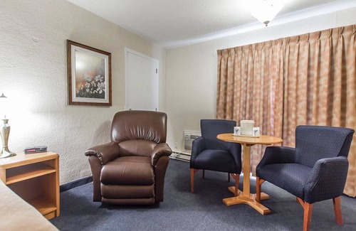 St. Andre Hotel | Rodeway Inn