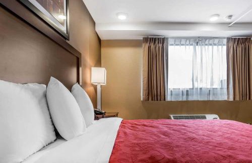 North Park Hotel | Rodeway Inn Chicago/Evanston
