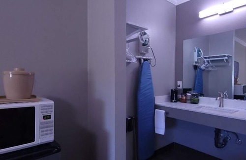 Chico Hotel | Rodeway Inn Chico University Area