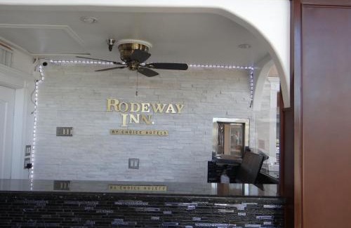 Cypress Hotel | Rodeway Inn Cypress - Buena Park