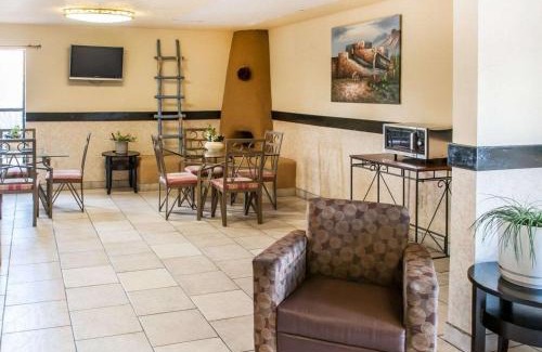 Espanola Hotel | Rodeway Inn Espanola