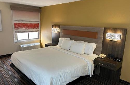 Little Falls Hotel | Rodeway Inn Little Falls