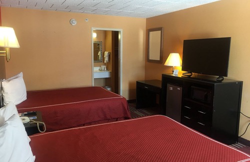 Yorkshire Hotel | Rodeway Inn Newark - University Area