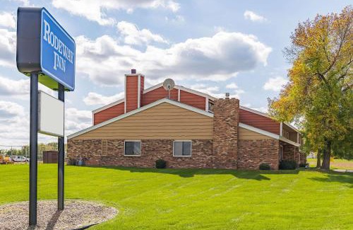 St. Joseph Hotel | Rodeway Inn Saint Joseph