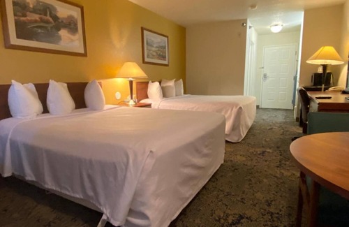Salina Hotel | Rodeway Inn Salina North