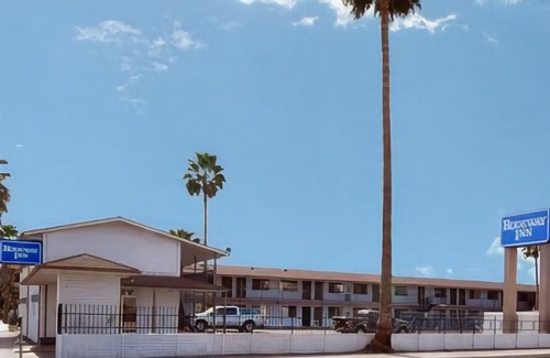 Carousel Hotel | Rodeway Inn San Bernardino