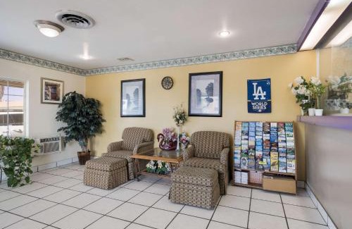 Blythe Hotel | Rodeway Inn & Suites Blythe I-10