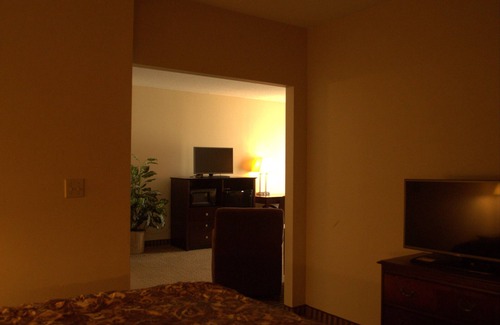 East Windsor Hotel | Rodeway Inn & Suites East Windsor