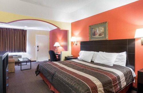 FM 1960 Hotel | Rodeway Inn & Suites Humble, TX