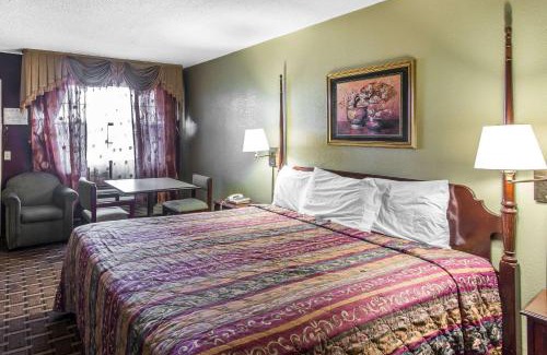 Smyrna Hotel | Rodeway Inn & Suites Smyrna - Nashville Area