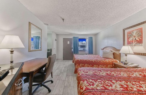 Haines City Hotel | Rodeway Inn & Suites