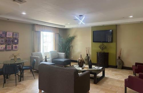 Joyce Hotel | Rodeway Inn & Suites