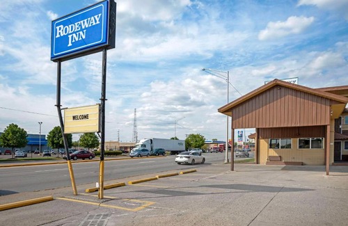 Terre Haute Hotel | Rodeway Inn Terre Haute