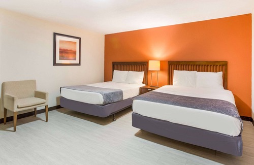 Berryville Hotel | Rodeway Inn