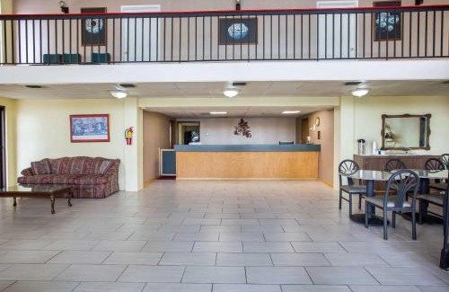 Bonifay Hotel | Rodeway Inn