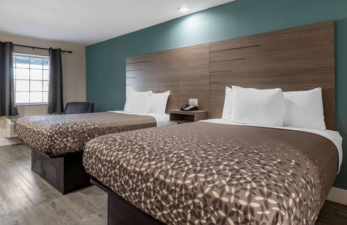 Caldwell Hotel | Rodeway Inn
