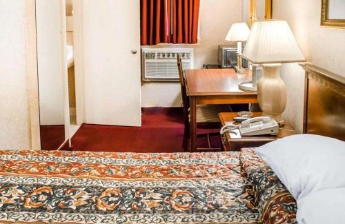 Dillsburg Hotel | Rodeway Inn