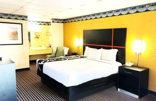 Gadsden Hotel | Rodeway Inn