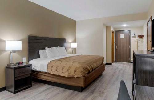 Grandville Hotel | Rodeway Inn