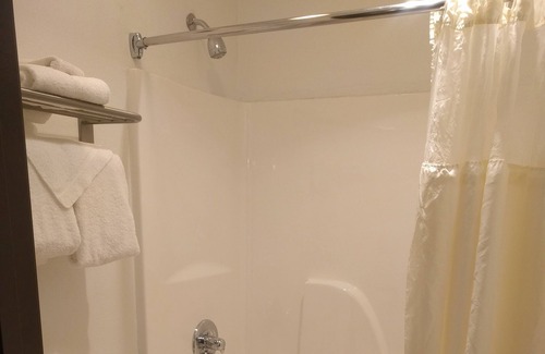 Huntington Hotel | Rodeway Inn