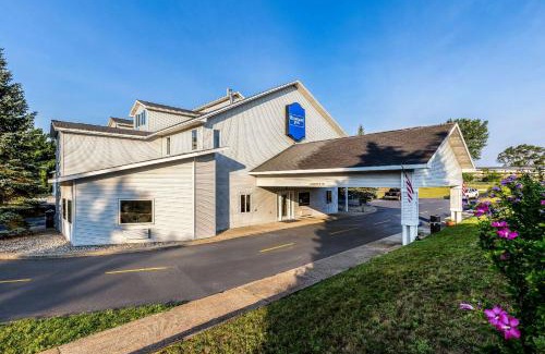 Ludington Hotel | Rodeway Inn