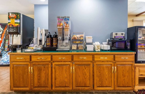 Milaca Hotel | Rodeway Inn