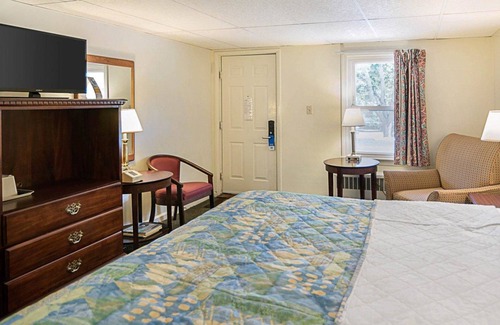 Westminster Hotel | Rodeway Inn Westminster